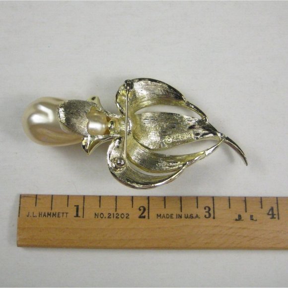 Sarah Coventry Fantasy Brooch Pin Goldtone Vintage Estate 1960 Faux Pearl 3 inch - Picture 4 of 6